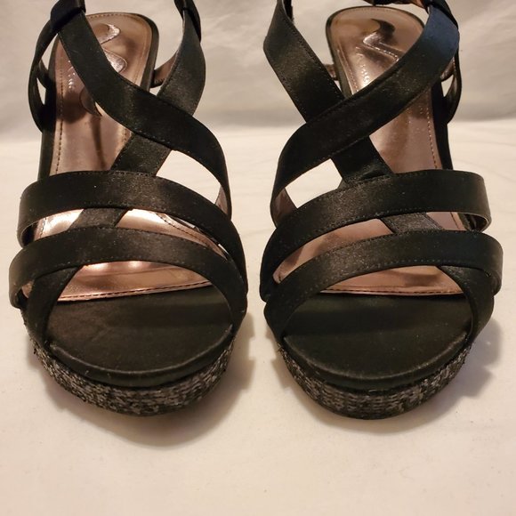 Nina Black Strappy Heels with Black Glitter Size 10M - Picture 6 of 9